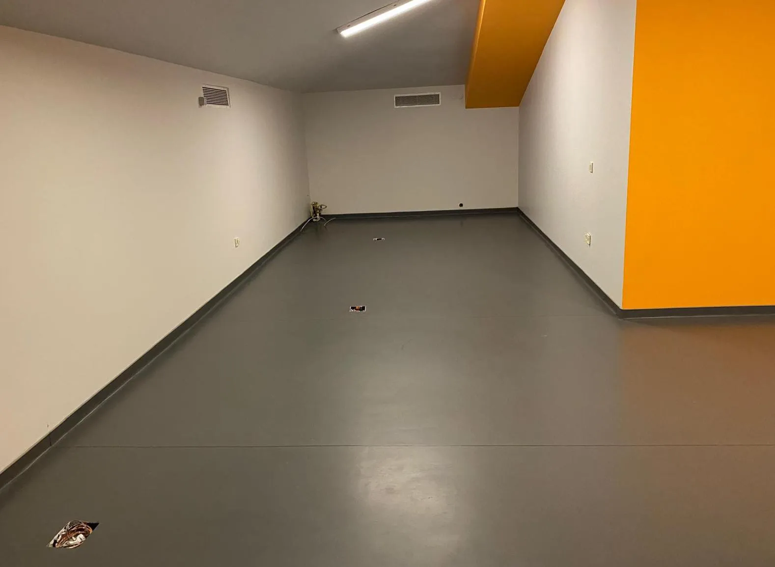 Siyah Mineflo Yer Döşemesi